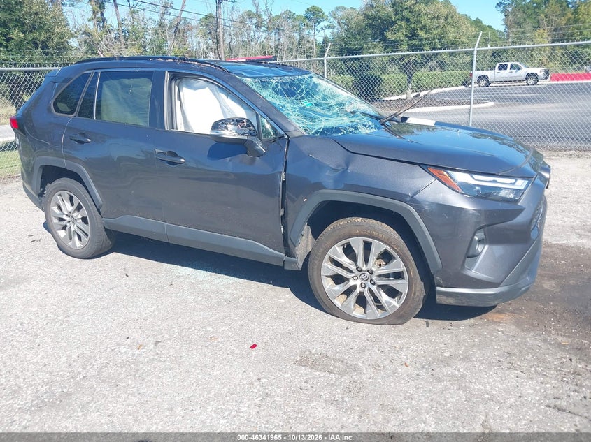 Vin: 2t3a1rfv6nc268600, lot: 46842224, toyota rav4 xle premium 2022 img_1