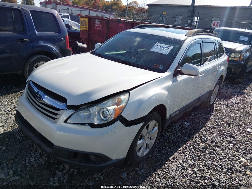 2012 Subaru Outback 2.5I Premium, Удар спереди, IAAI, VIN 4S4BRBGC5C3214832 — фото 2
