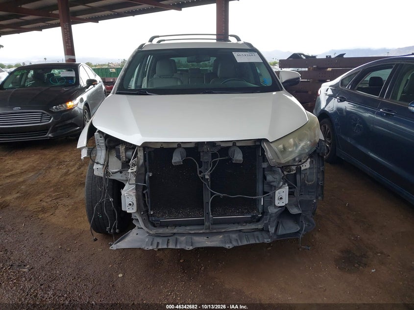 TOYOTA HIGHLANDER - zdjęcie 13