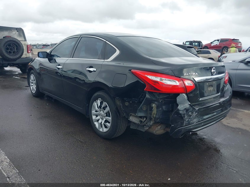 Vin: 1n4al3ap0hn337393, lot: 46843091, nissan altima 2.5 s 20173