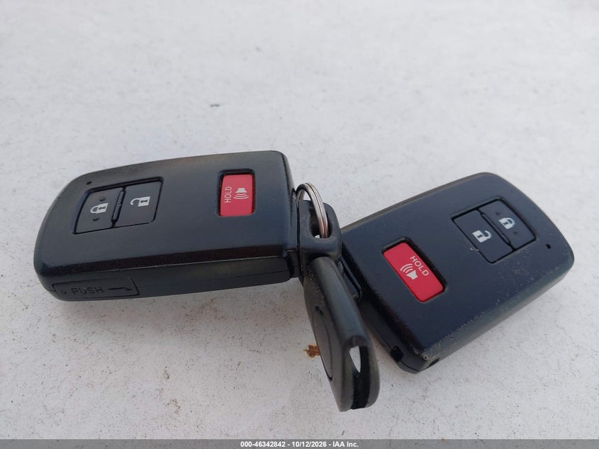 TOYOTA PRIUS C 2012 VIN JTDKDTB39C1510495
