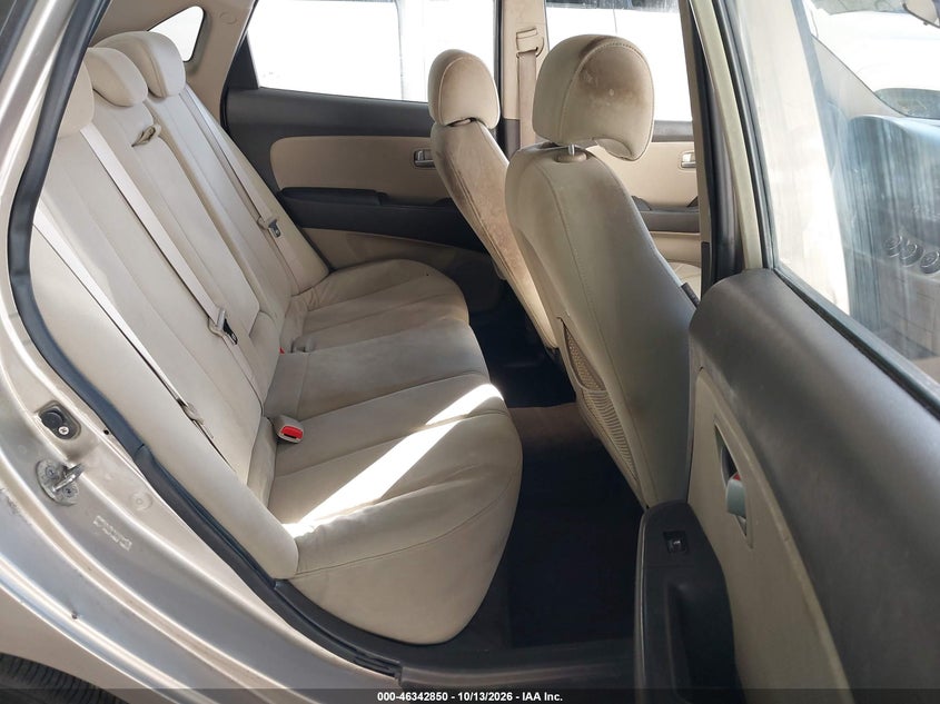2009 HYUNDAI ELANTRA GLS · Photo 8