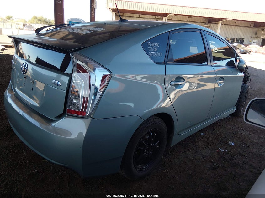 Vin: jtdkn3du9f1959599, lot: 46843135, toyota prius three 20154