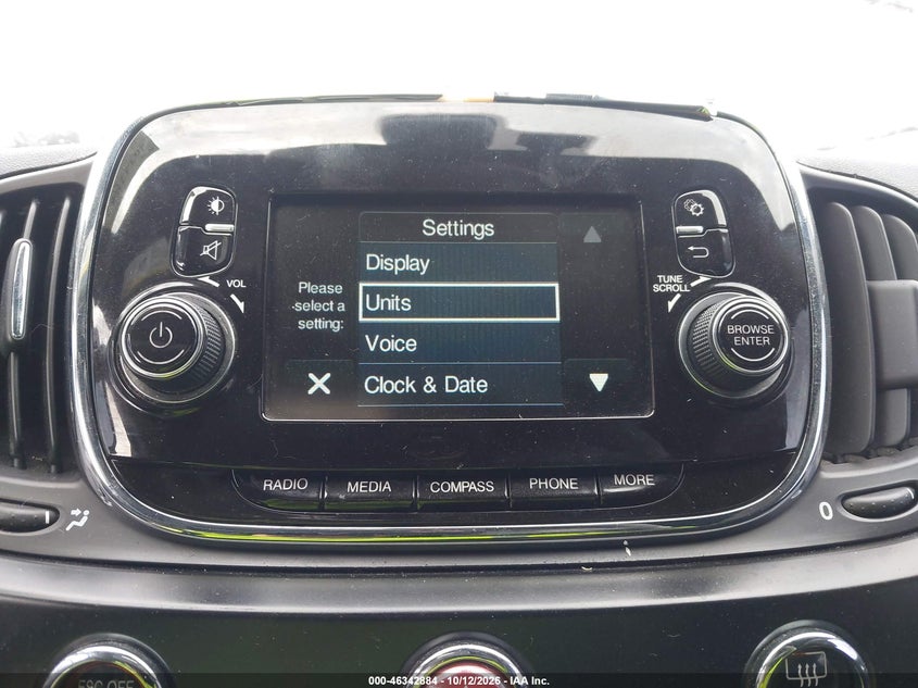 2016 FIAT 500E BATTERY ELECTRIC · Photo 15