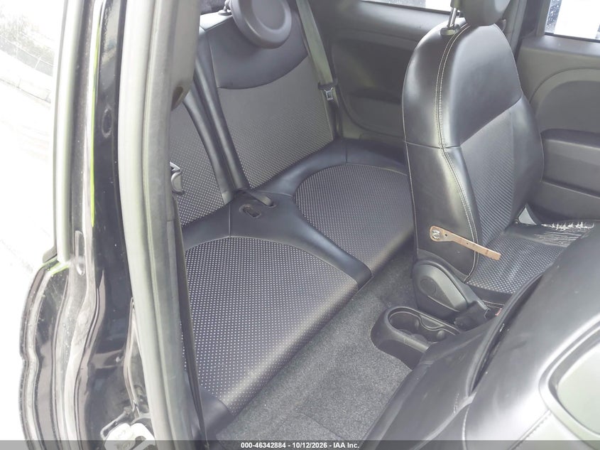 2016 FIAT 500E BATTERY ELECTRIC · Photo 8