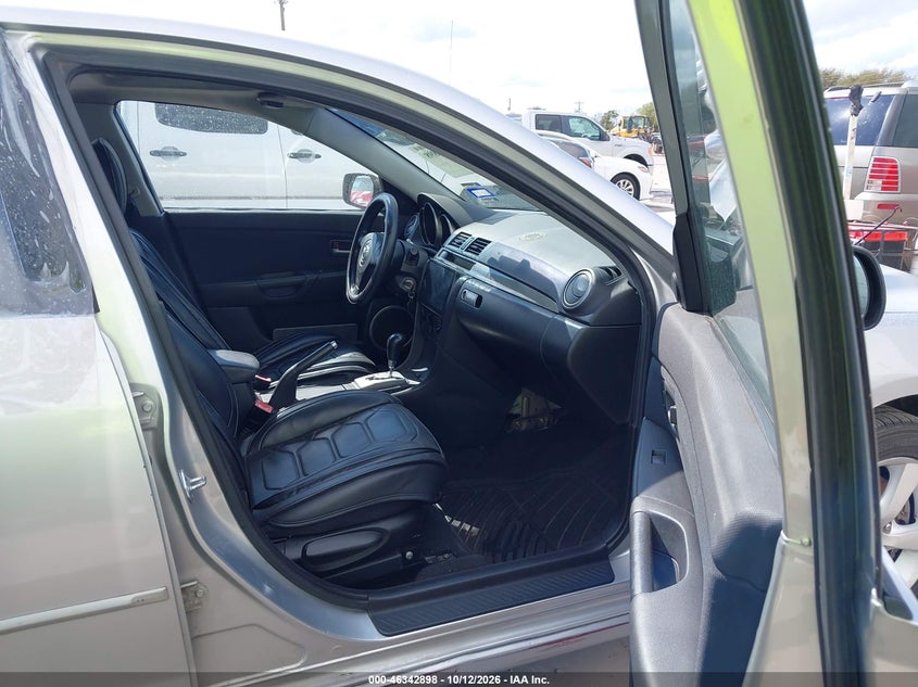 2005 MAZDA MAZDA3 S · Фото 5