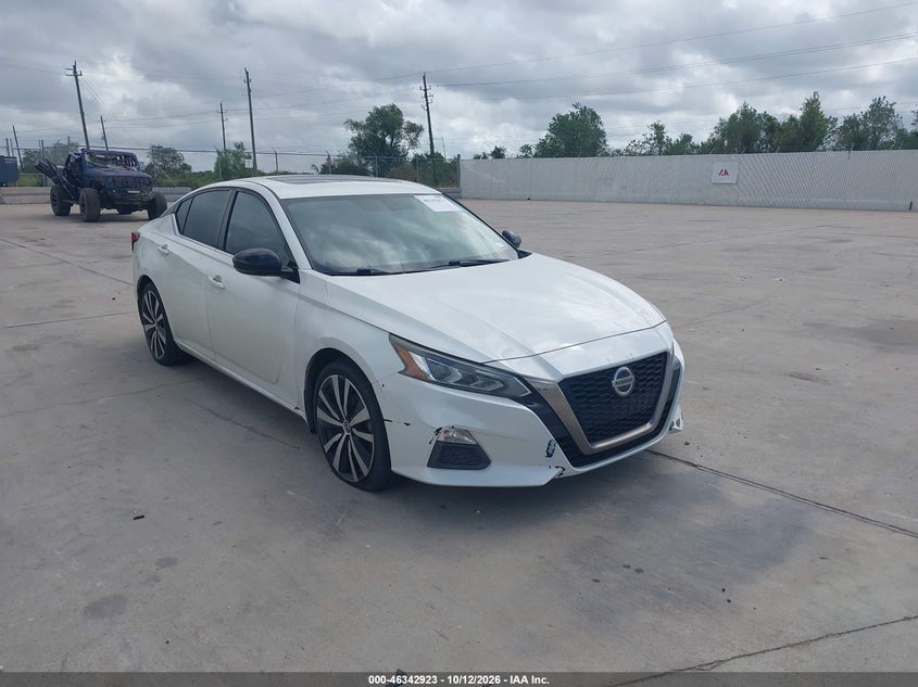 Vin: 1n4bl4cv0kn301040, lot: 46843182, nissan altima 2.5 sr 20191