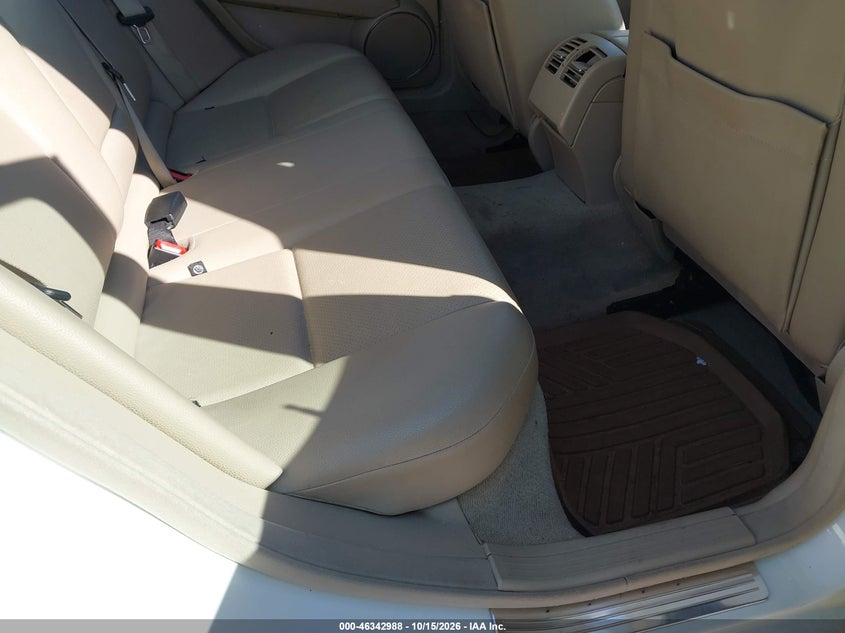 MERCEDES-BENZ C 300 2012 VIN WDDGF8BB3CA618086