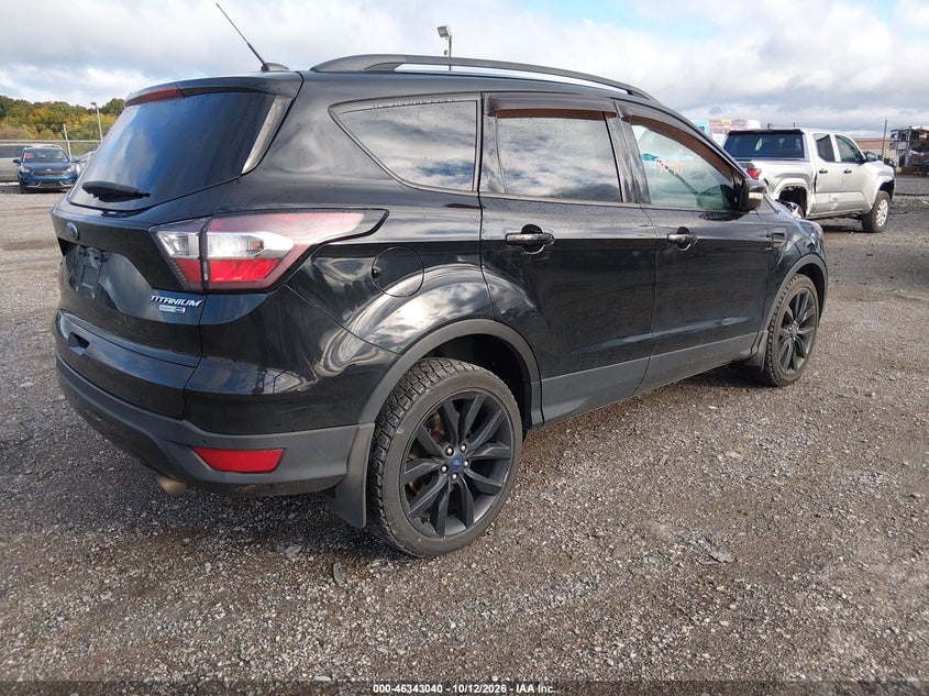 Vin: 1fmcu9j9xhua57292, lot: 46843299, ford escape titanium 20174