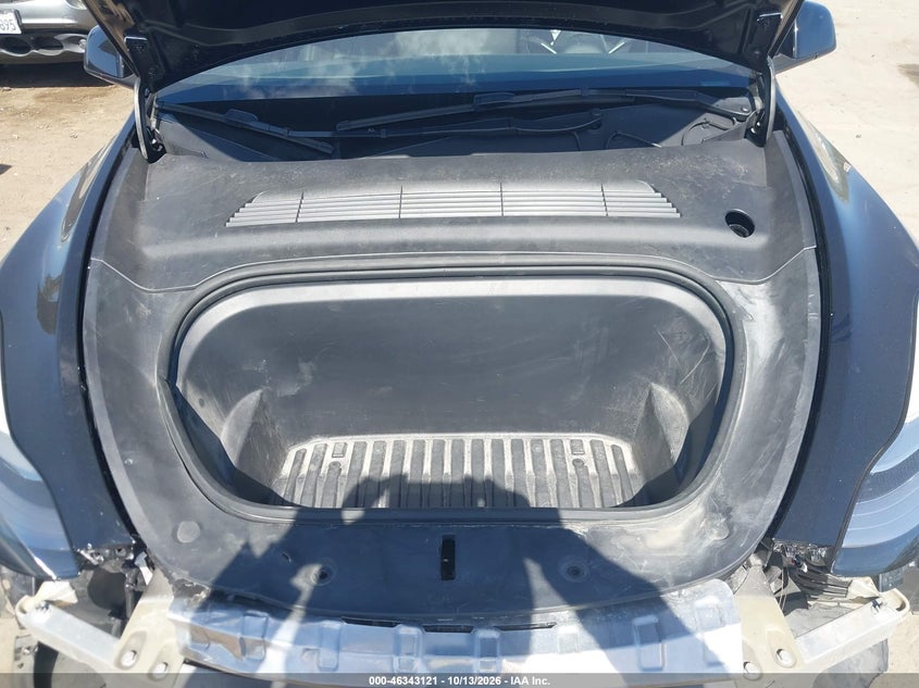 2023 TESLA MODEL Y AWD/LONG RANGE DUAL MOTOR ALL-WHEEL DRIVE · Photo 10