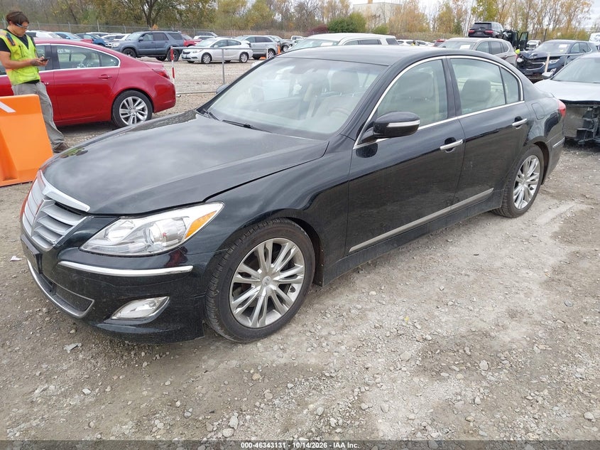 2012 Hyundai Genesis 5.0, Normal Wear & Tear, IAAI, VIN KMHGC4DHXCU170422 — photo 2