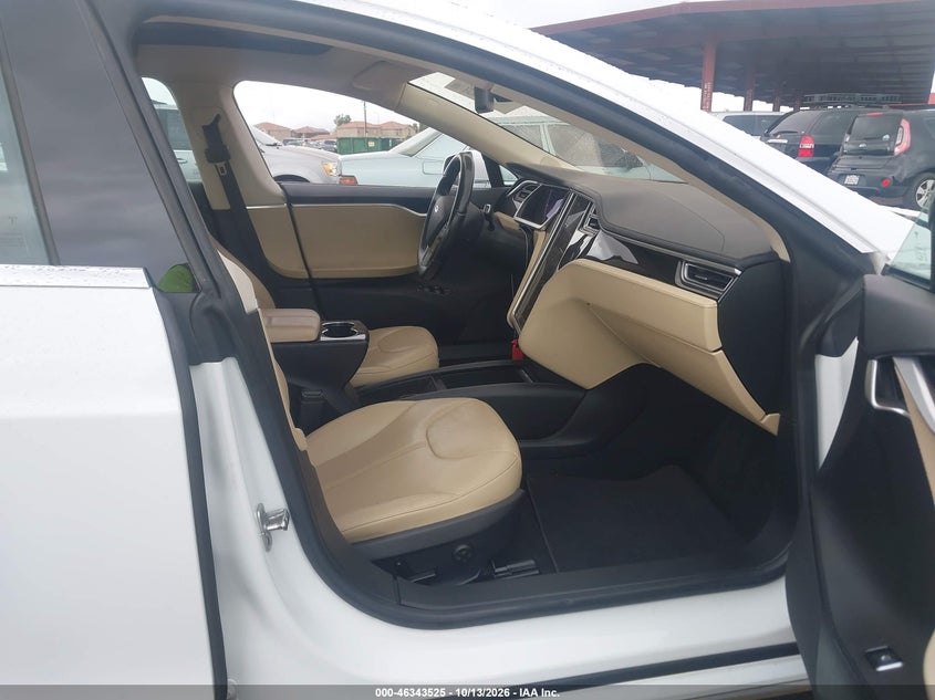 TESLA MODEL S 2013 VIN 5YJSA1CN4DFP20556