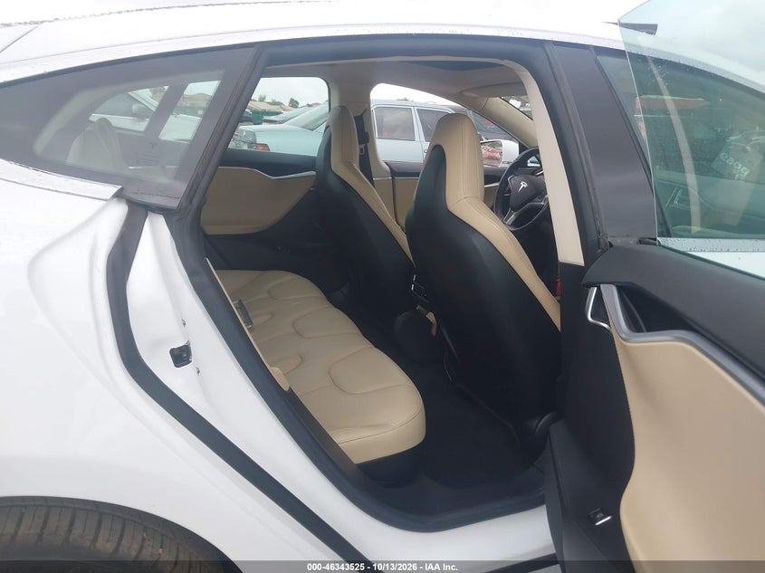 TESLA MODEL S 2013 VIN 5YJSA1CN4DFP20556