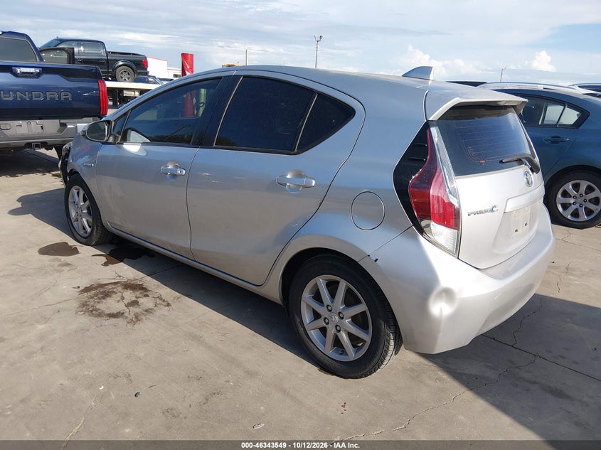 Vin: jtdkdtb32f1575810, lot: 46843808, toyota prius c three 20153