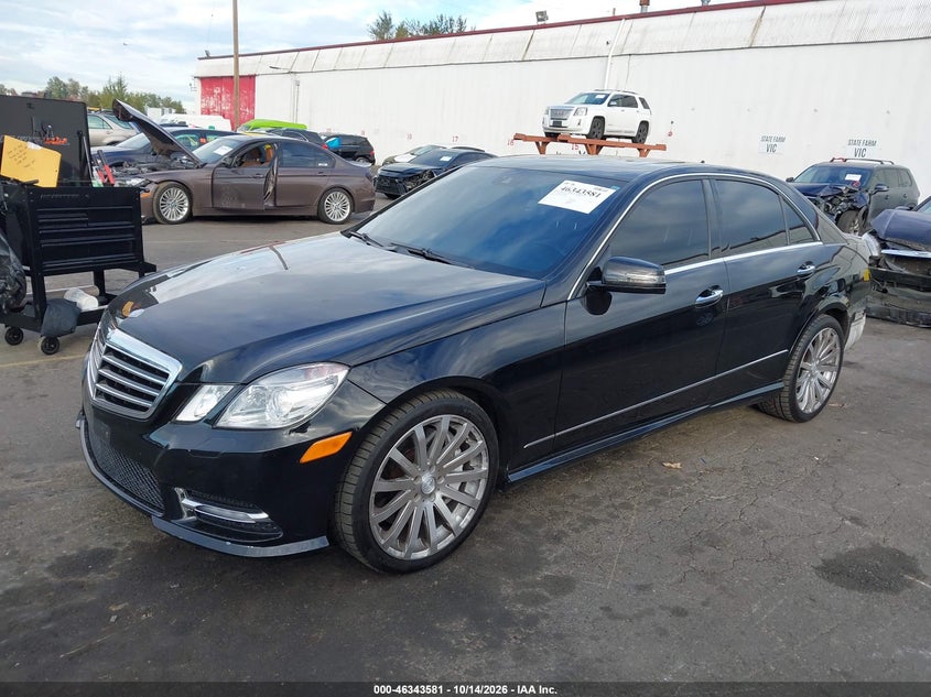 2012 Mercedes-Benz E 550 4Matic, Rear, IAAI, VIN WDDHF9BB6CA591900 — photo 2