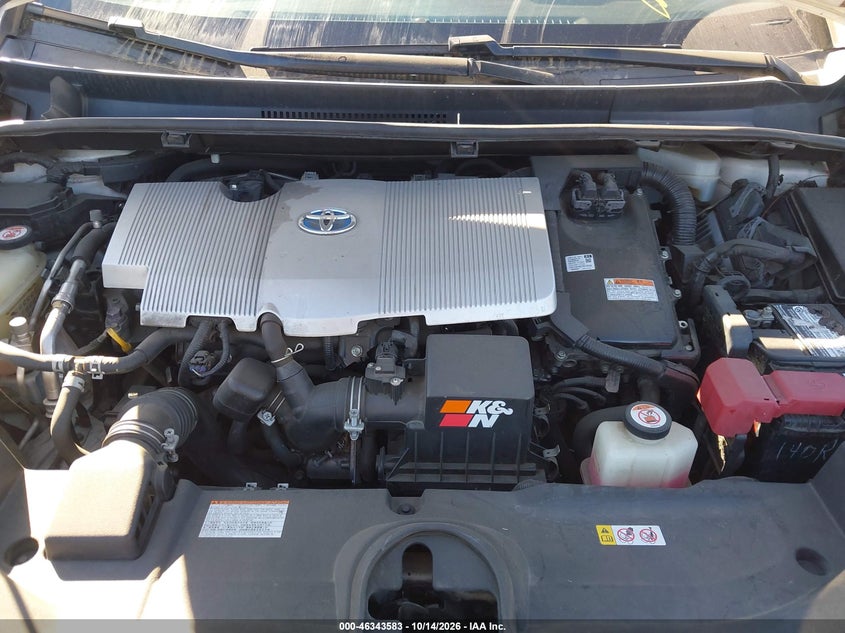 TOYOTA PRIUS - zdjęcie 10