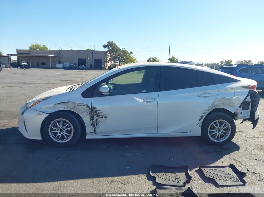 TOYOTA PRIUS - zdjęcie 15