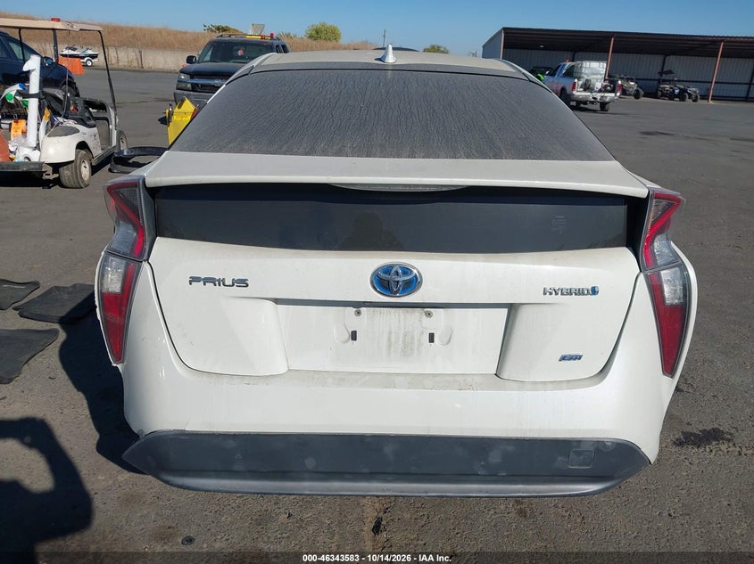 TOYOTA PRIUS - zdjęcie 17