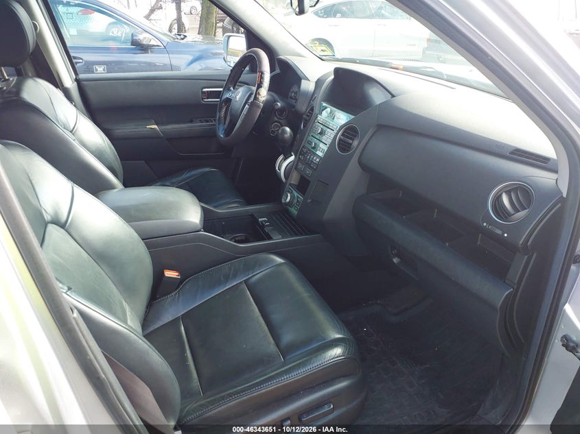HONDA PILOT 2011 VIN 5FNYF4H94BB097512