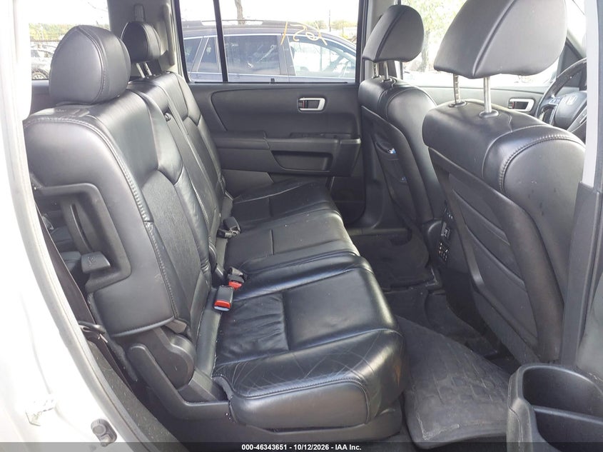 HONDA PILOT 2011 VIN 5FNYF4H94BB097512