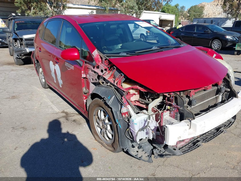 TOYOTA PRIUS V