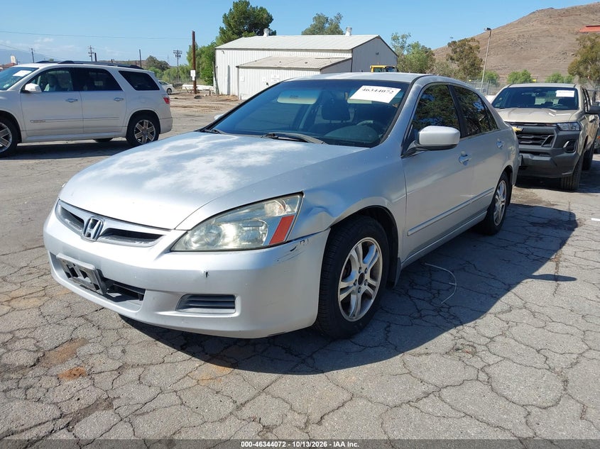2007 Honda Accord 2.4 Se, Normal Wear & Tear, IAAI, VIN JHMCM56347C003300 — photo 2