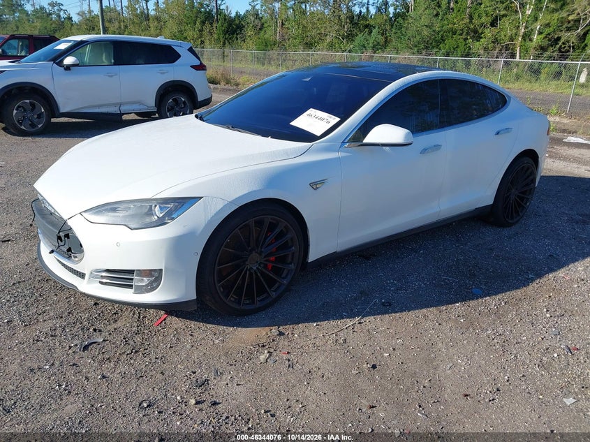 2015 Tesla Model S 85D/P85D, Mechanical, IAAI, VIN 5YJSA1E40FF114128 — photo 2