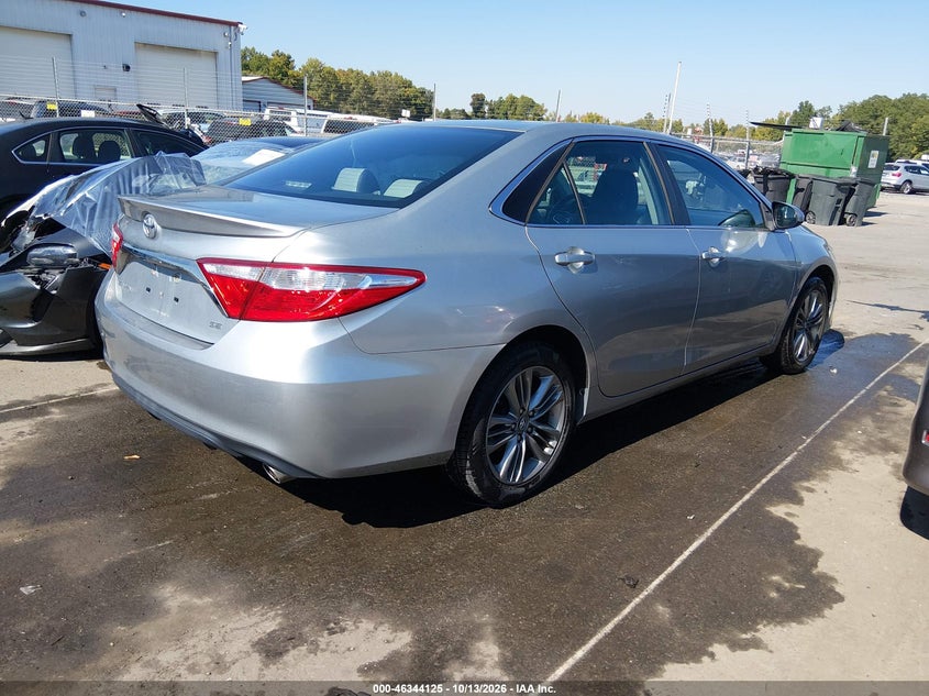 TOYOTA CAMRY - zdjęcie 4