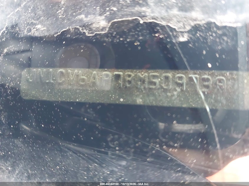 2011 INFINITI G37 JOURNEY · Фото 9