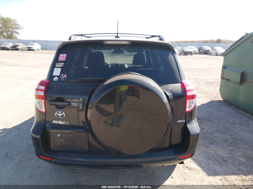 2012 TOYOTA RAV4 · Фото 16