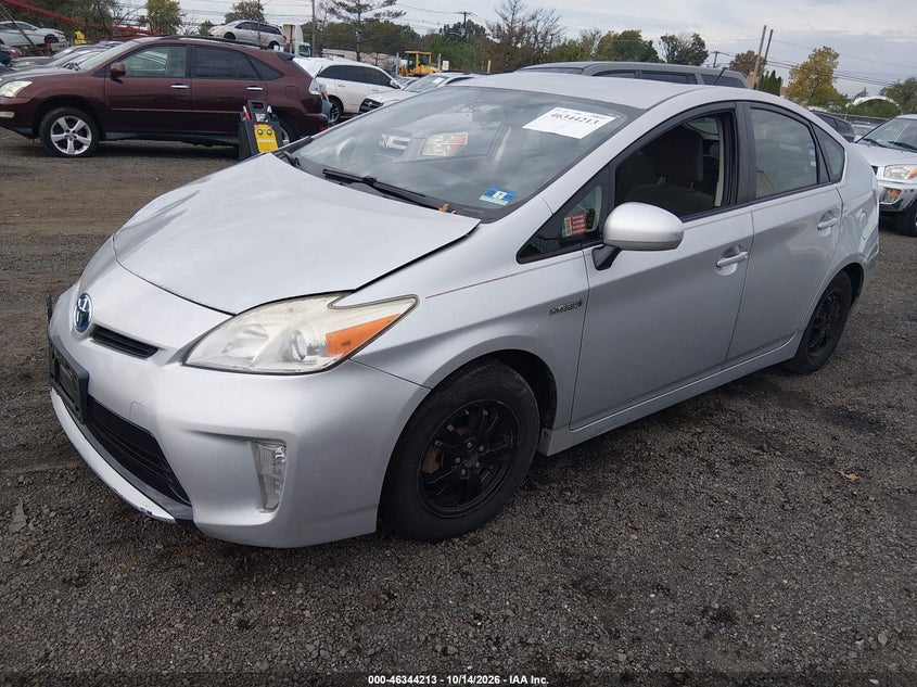 Vin: jtdkn3du3d0343819, lot: 46844479, toyota prius two 20132