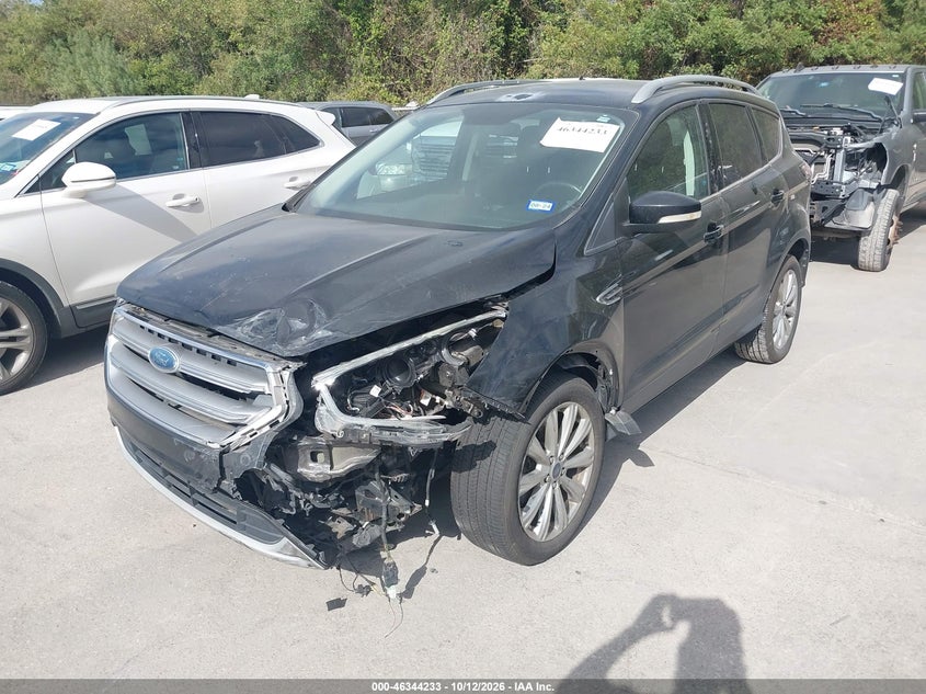 Vin: 1fmcu9jd2hua00248, lot: 46844499, ford escape titanium 20172