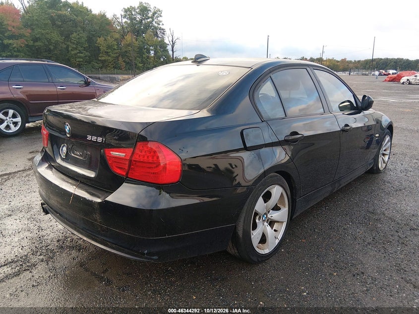2011 BMW 328I XDRIVE · Фото 4