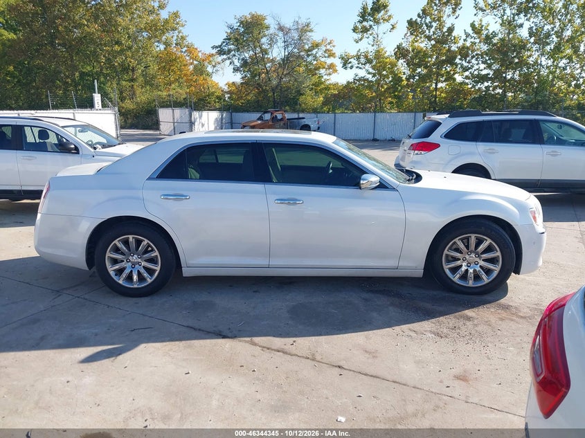 2014 CHRYSLER 300C · Фото 13
