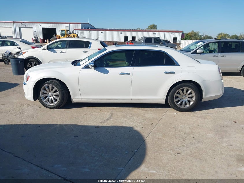 2014 CHRYSLER 300C · Фото 14