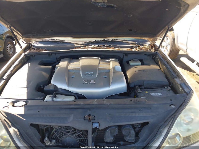 2005 LEXUS GX 470 · Photo 10