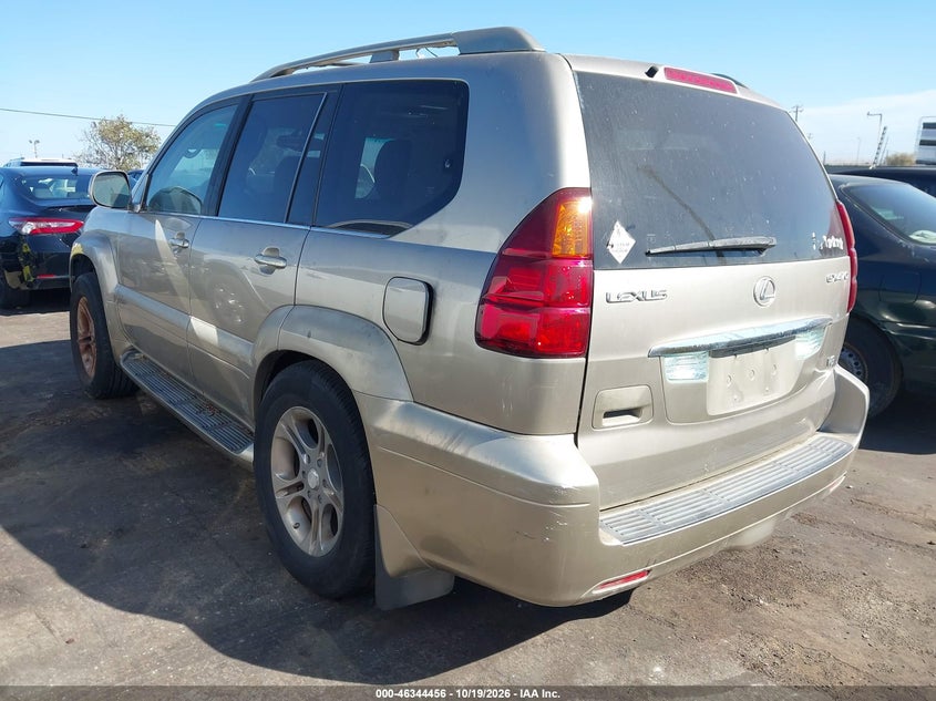2005 LEXUS GX 470 · Photo 3