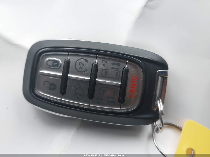 CHRYSLER PACIFICA - zdjęcie 11