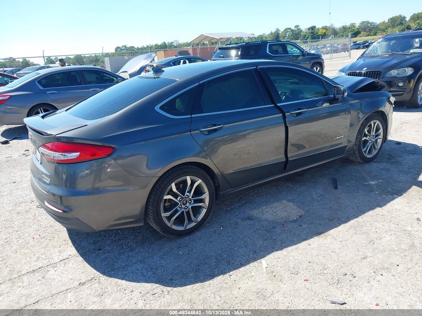 Vin: 3fa6p0ru0kr257549, lot: 46845106, ford fusion hybrid titanium 20194