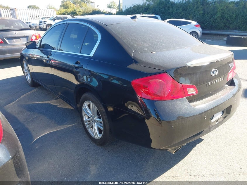 2012 INFINITI G37X · Фото 3