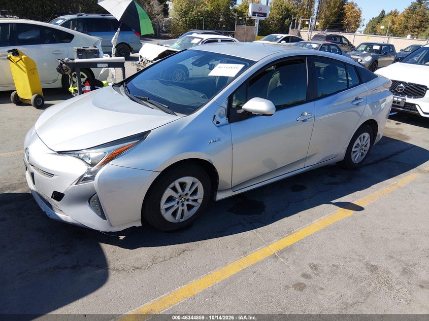 2017 Toyota Prius Two, Normal Wear & Tear, IAAI, VIN JTDKBRFU5H3036102 — photo 2