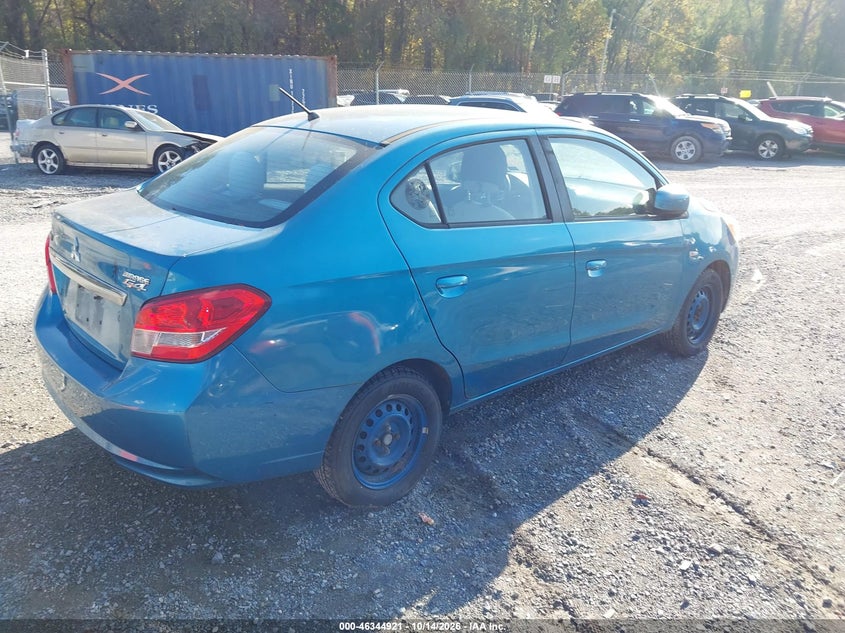 2017 MITSUBISHI MIRAGE G4 ES · Фото 4