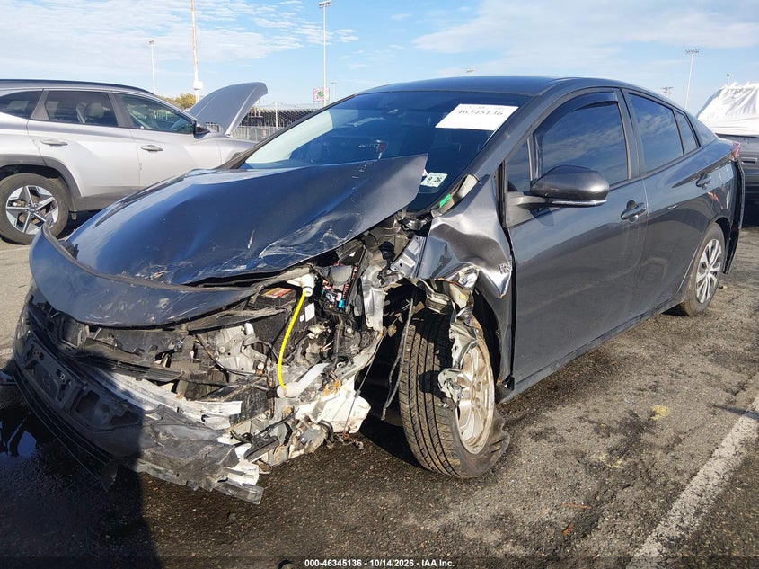Vin: jtdkamfp7m3168269, lot: 46845402, toyota prius prime xle 20212