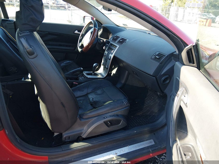 2007 VOLVO C70 T5 · Фото 5