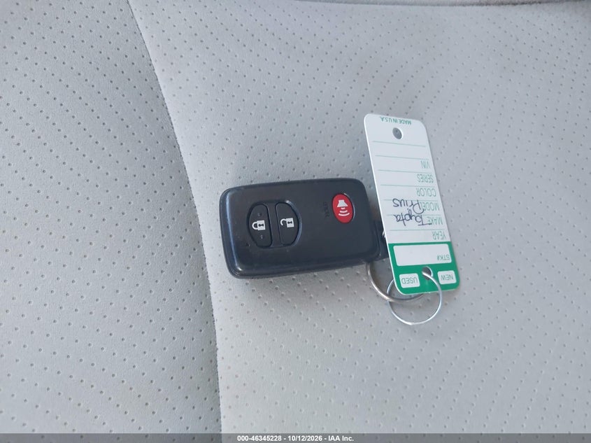2012 TOYOTA PRIUS THREE · Фото 11