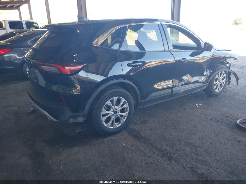 Vin: 1fmcu0gn2rua52394, lot: 46845982, ford escape active 20244