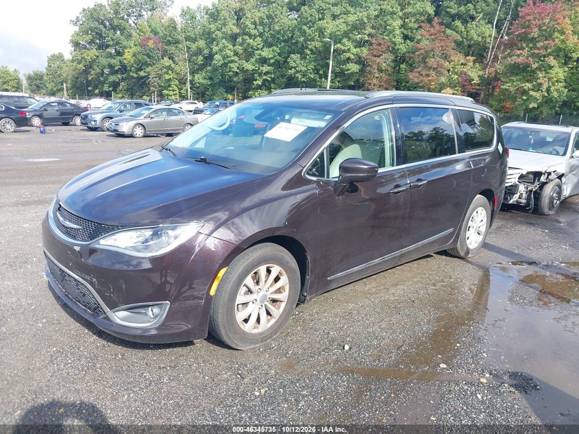 Vin: 2c4rc1eg4jr227869, lot: 46846001, chrysler pacifica touring l plus 20182