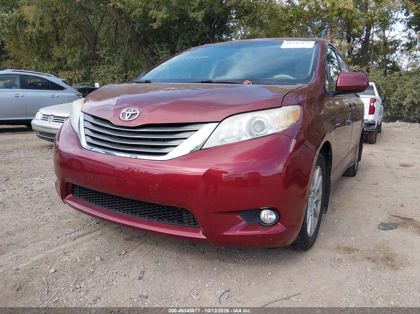 Vin: 5tddk3dc7ds061074, lot: 46846143, toyota sienna xle 7 passenger 20132