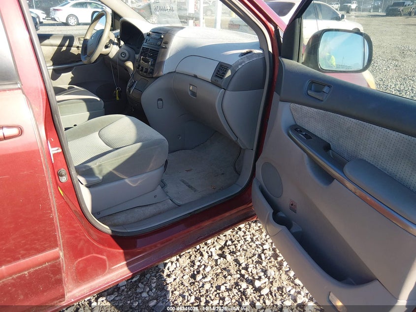 TOYOTA SIENNA 2007 VIN 5TDZK23C37S017563