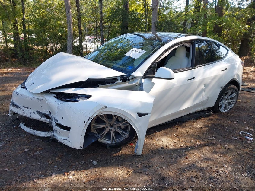 Vin: 5yjygaee7mf264168, lot: 46846331, tesla model y long range dual motor all-wheel drive 20212